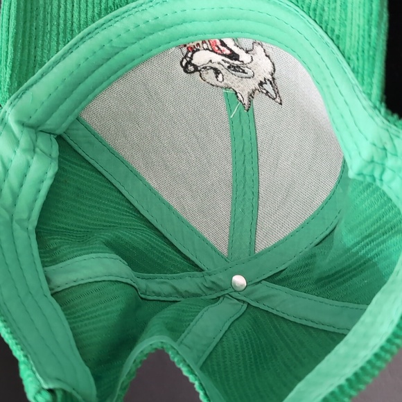 Sudbury Wolves Men's Green Corduroy Cap with Wolf Embroidery. - Picture 6 of 6